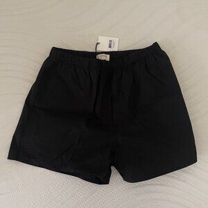 Clyque Black Shorts Size Small